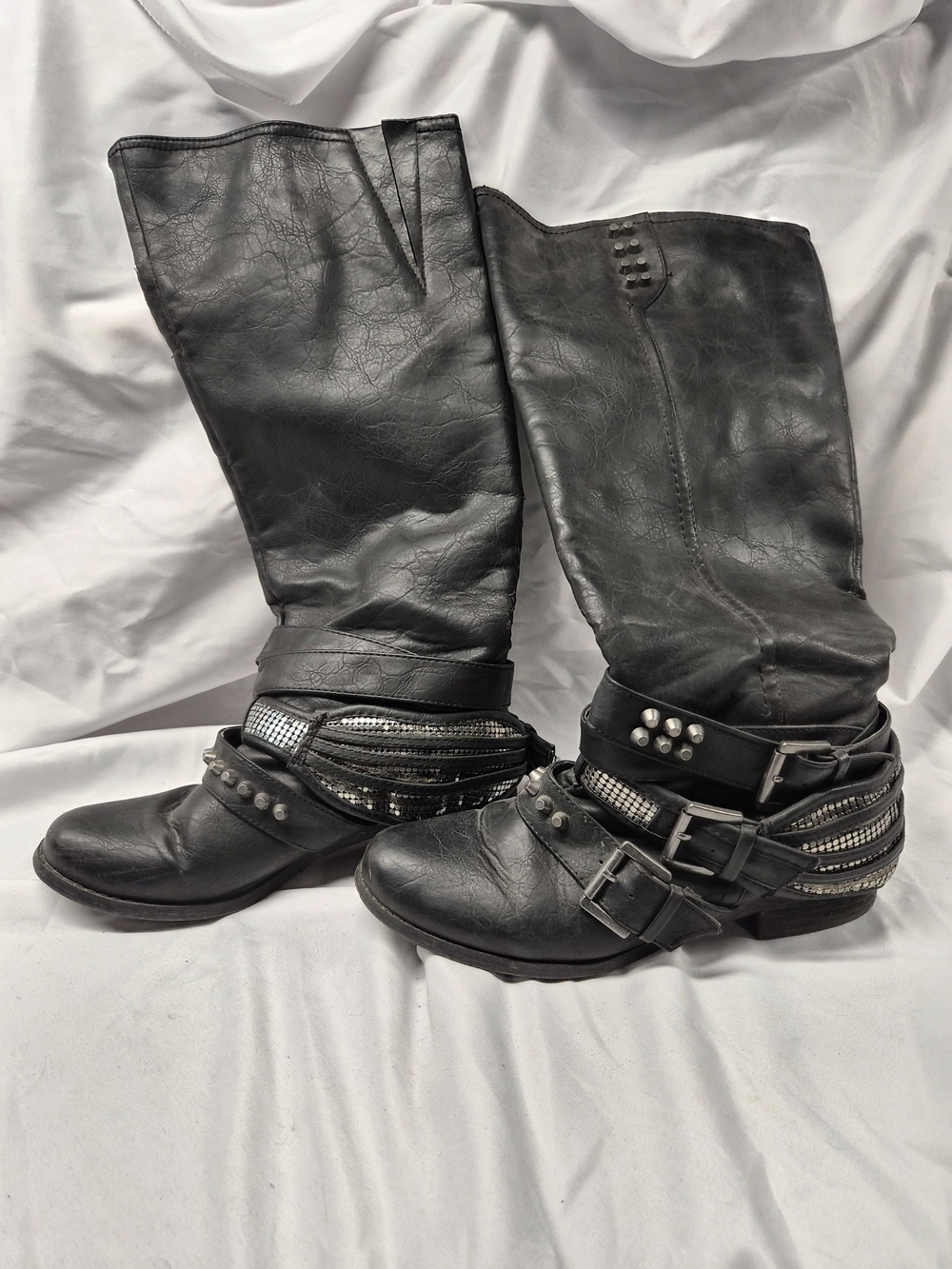 Women's Black Zipper & Buckle Moto Boots